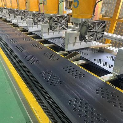 검은 HDPE 지오 셀 이 침식 조절 과 토양 안정화 를 위한 궁극적 인 해결책