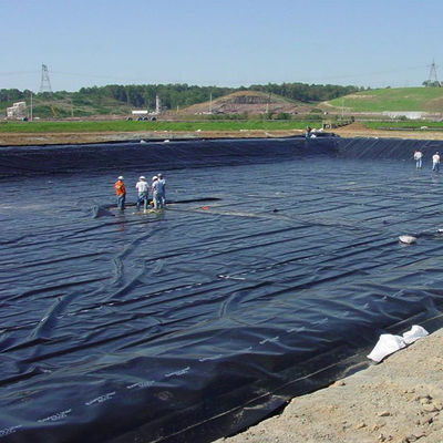 남아프리카 공화국의 덤 프로젝트의 부드럽거나 텍스처 된 표면 HDPE 지오 엠브레인 연못 라인