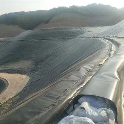 부식 저항성 이중 매끄러운 표면 0.5mm HDPE 지오 엠브라인