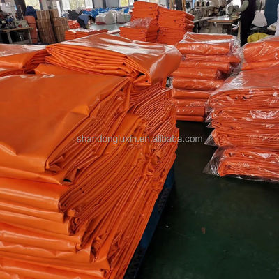 모든 날씨 보호 및 햇빛 차단용으로 UV 저항성 주황색 직물 PVC 천장