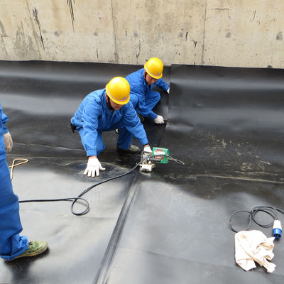 산업 쓰레기 매립장 프로젝트용 HDPE 덤 라인어 솔루션 능력 그래픽 디자인 제작