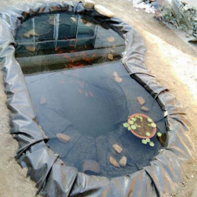 0.5mm 1mm HDPE 물 저장 탱크용 부드러운 지오 멘브라인 현대 디자인 길이 50-200m
